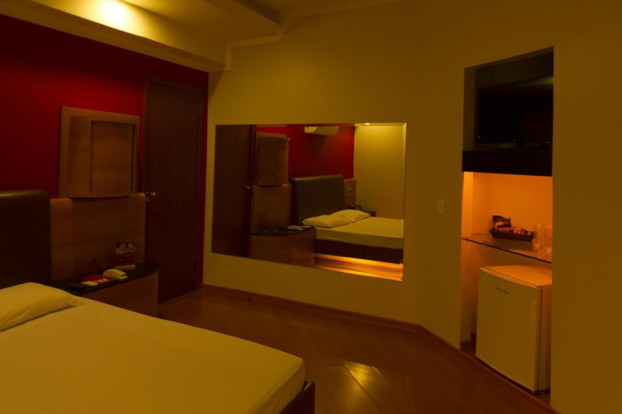 W Motel (Adults Only) Congonhas  Kültér fotó