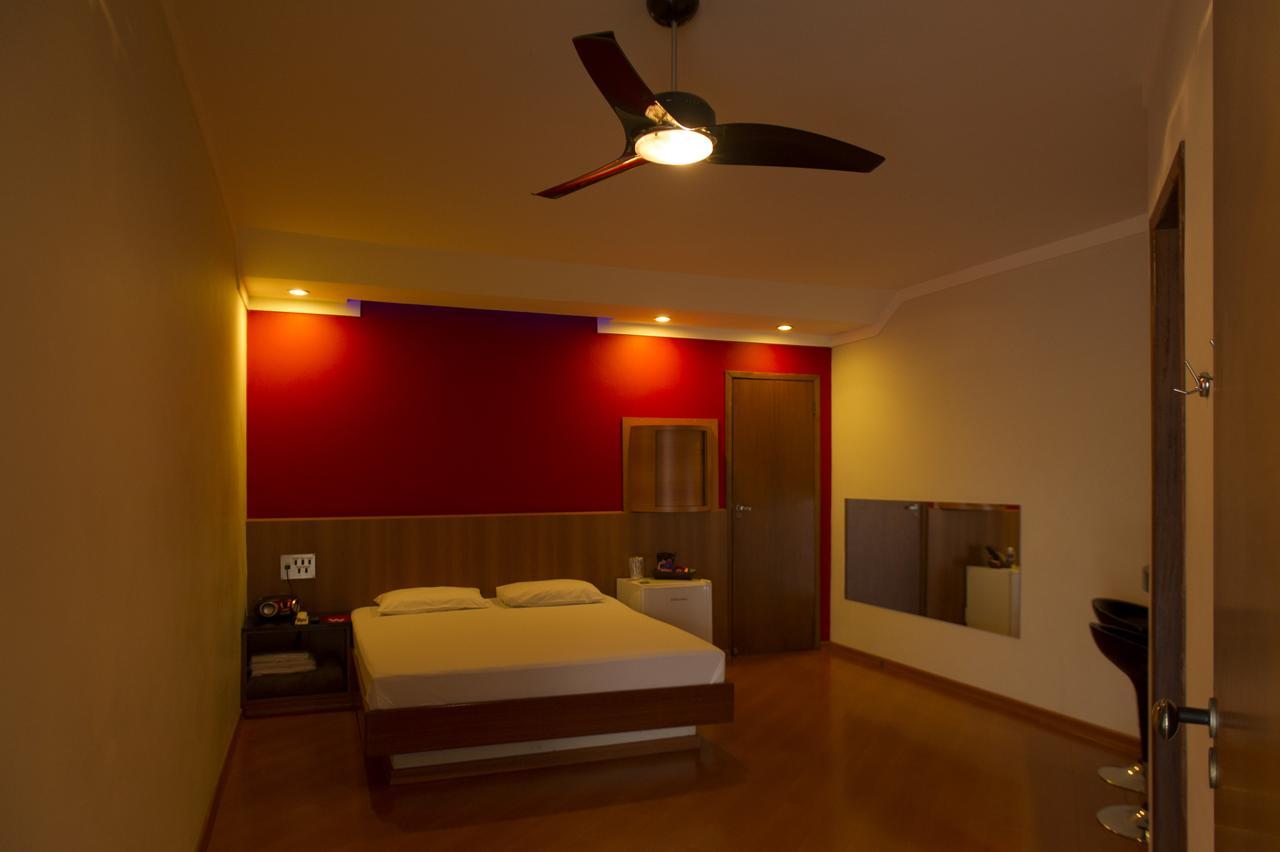 W Motel (Adults Only) Congonhas  Kültér fotó