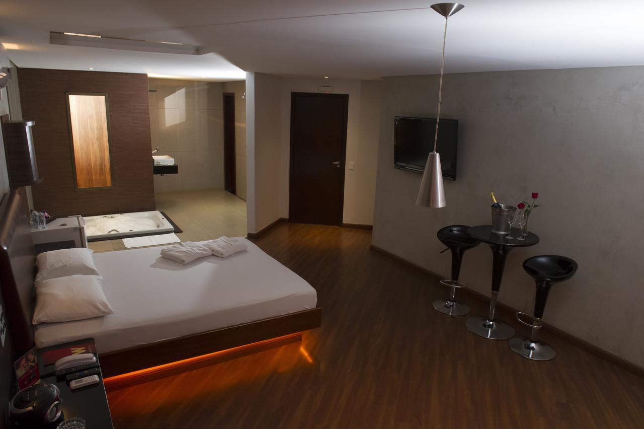 W Motel (Adults Only) Congonhas  Kültér fotó